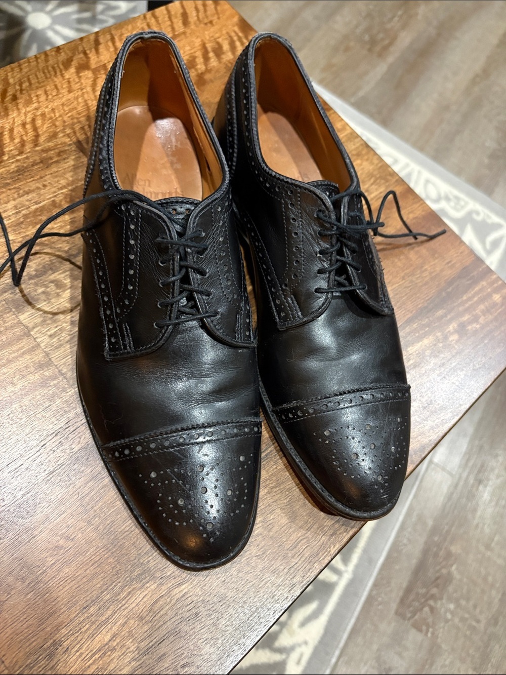 Allen Edmonds Sanford. Black. 9.5.